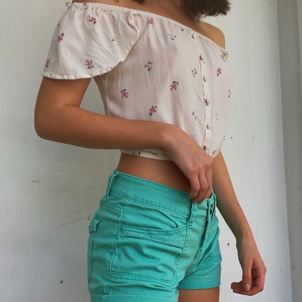 Abercrombie and Fitch off the shoulder crop top